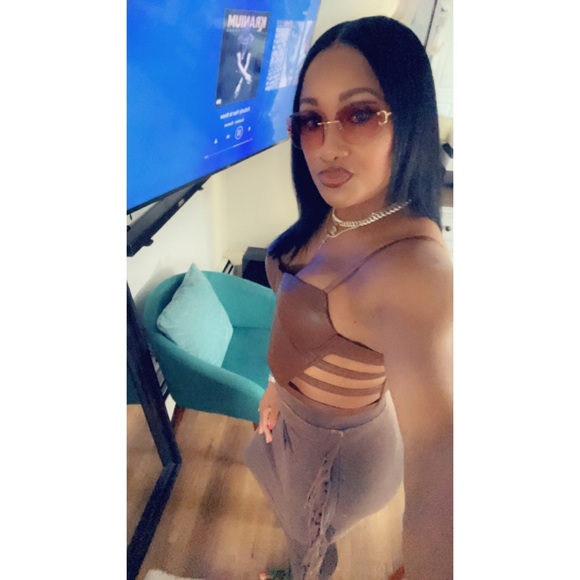 Hello, Meet your Posher - Picture 1 of 1